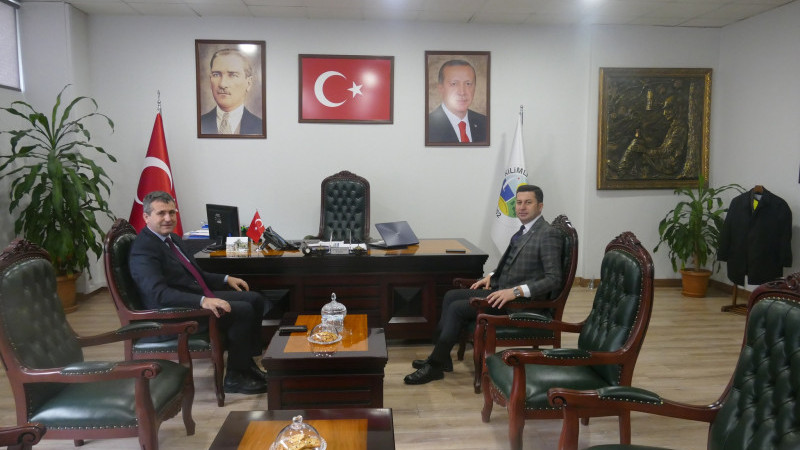 Karayılmaz'dan Belediye Başkanı Altun'a ziyaret