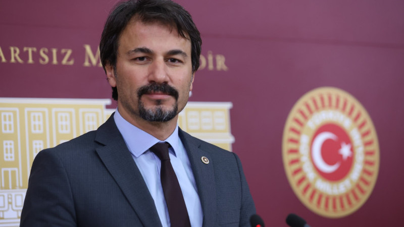 MİLLETVEKİLİ ERTUĞRUL, ZONGULDAK KÖMÜRSPORA SAHİP ÇIKTI