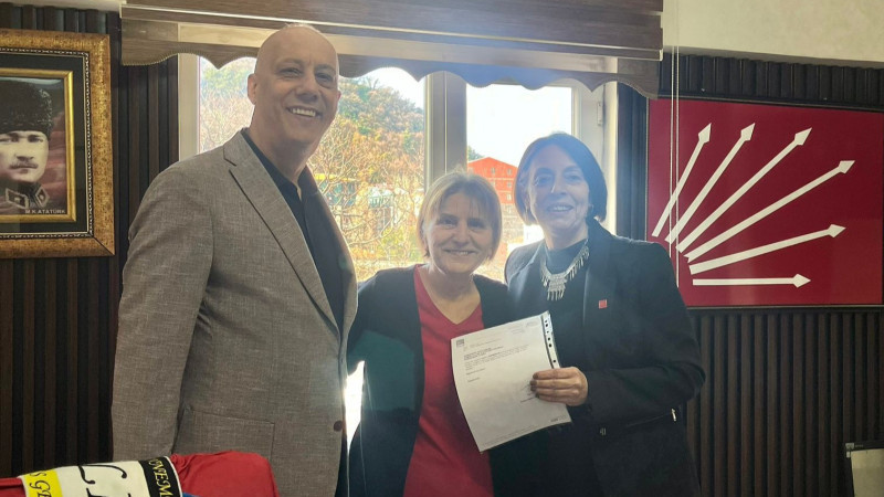 Berberoğlu, mazbatasını aldı