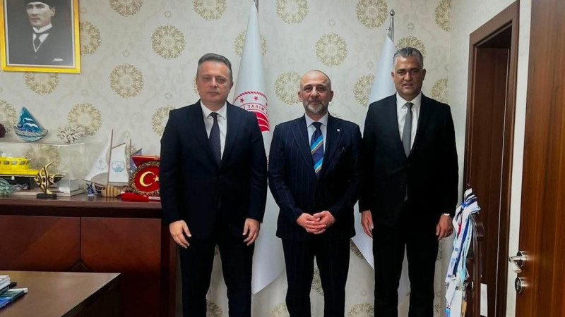 DEMİR, GENEL MÜDÜR YARDIMCISI DR. HÜSEYİN AKBAŞ’I ZİYARET ETTİ