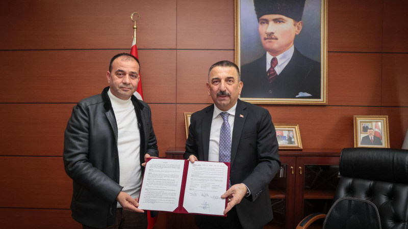 Şahin Yalçın, cami yaptıracak