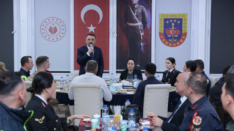 Jandarma teşkilatı iftarda bir araya geldi 