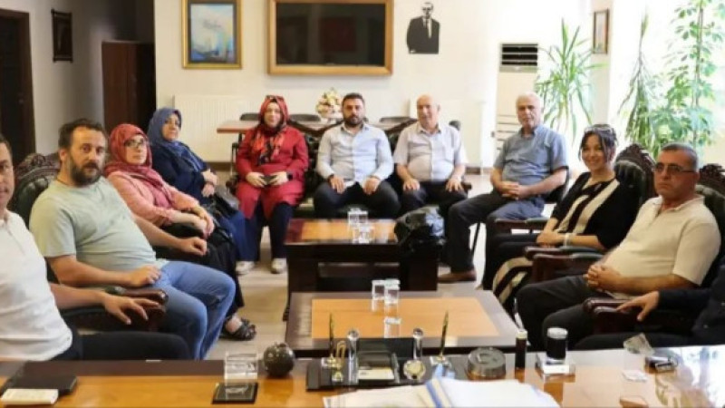 İlçe Yönetiminden, Başkan Altun'a ziyaret